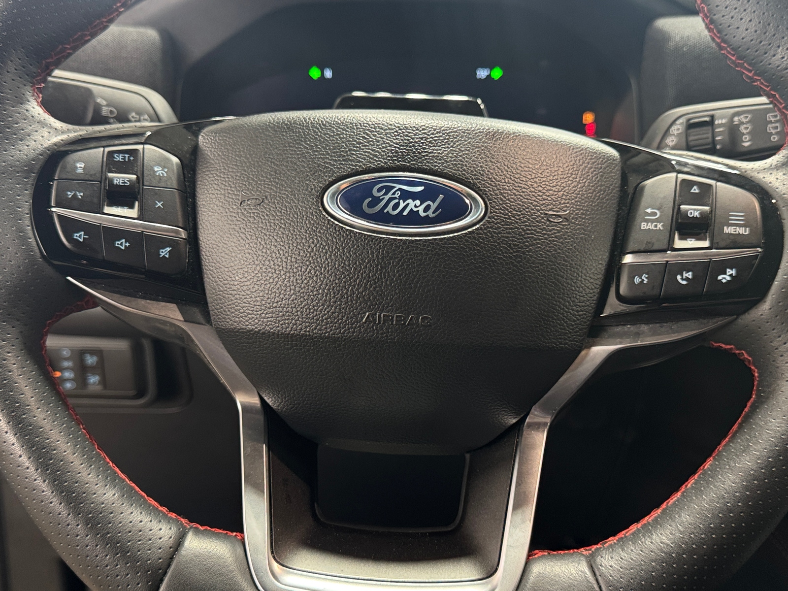 Thumbnail: 2025 Ford Explorer - 5