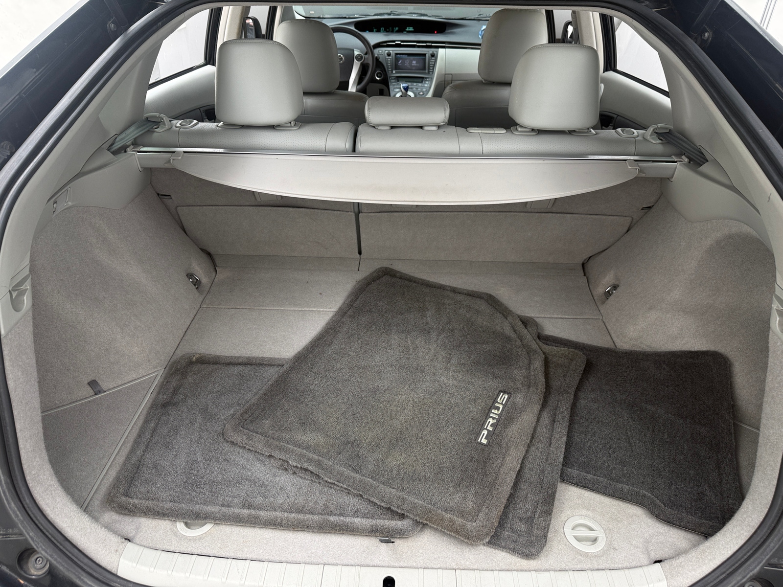 Thumbnail: 2011 Toyota Prius - 7