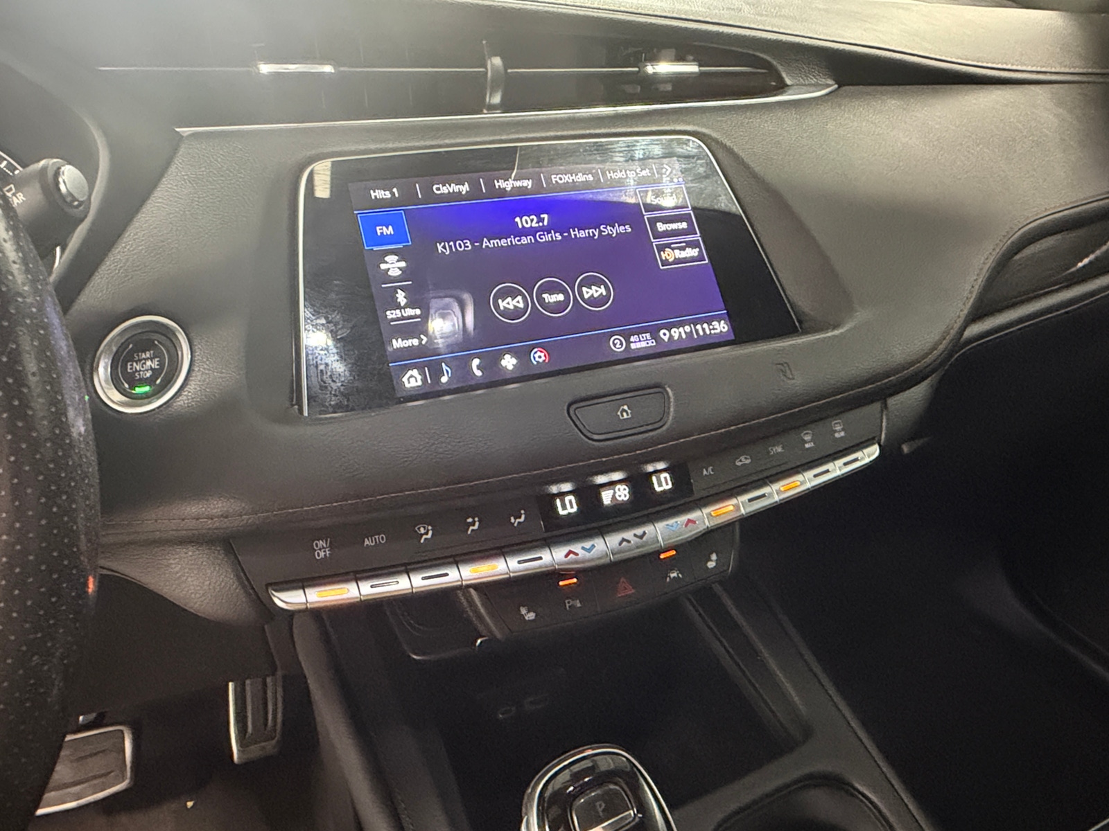 Thumbnail: 2020 Cadillac XT4 - 3