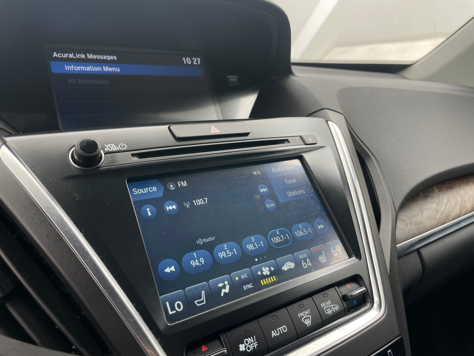 Thumbnail: 2020 Acura MDX - 3