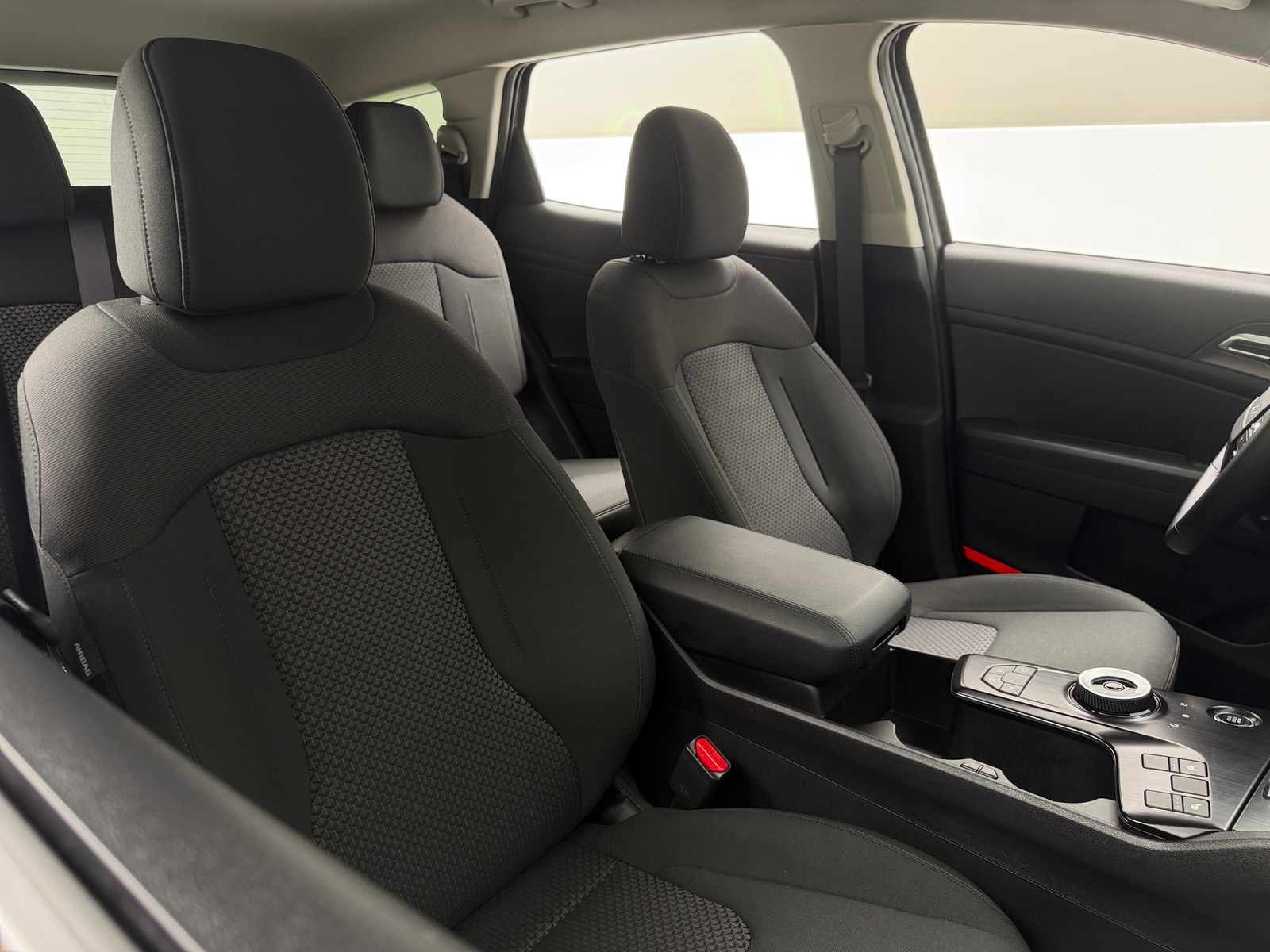 Thumbnail: 2026 Kia Sportage - 2