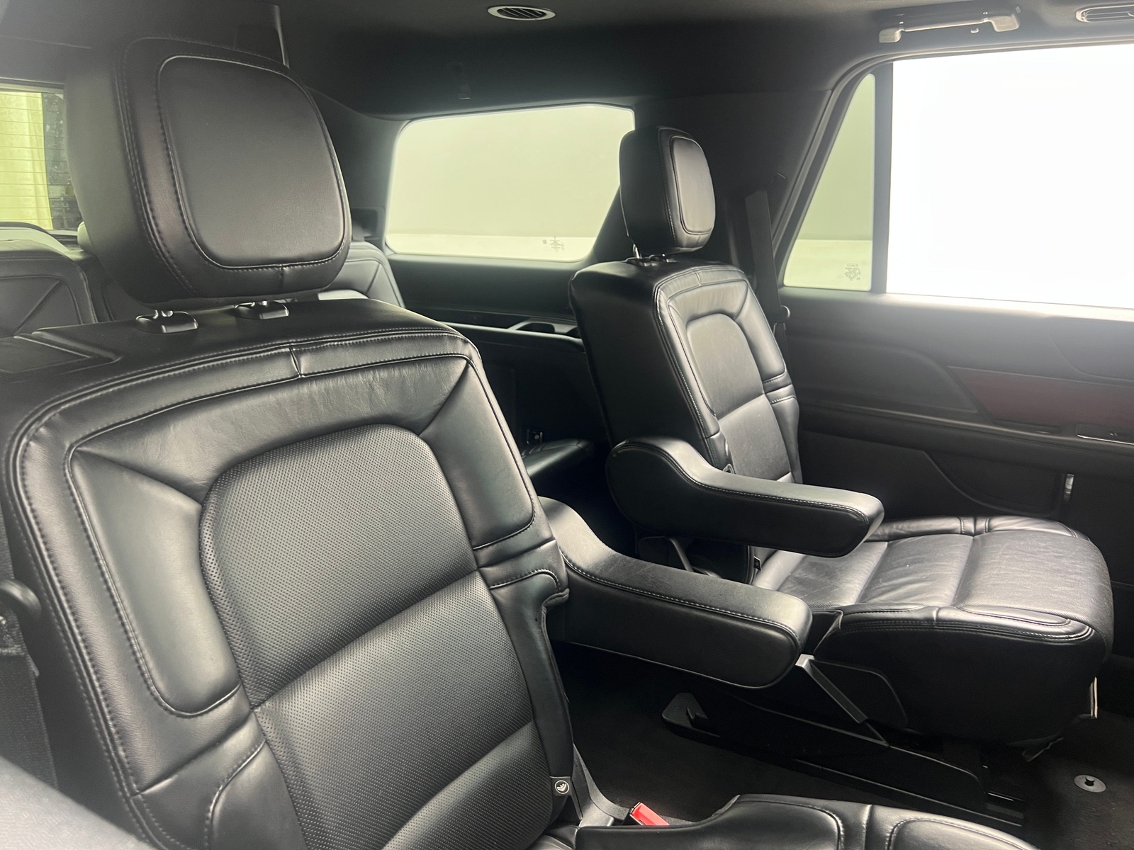 Thumbnail: 2021 Lincoln Navigator - 5