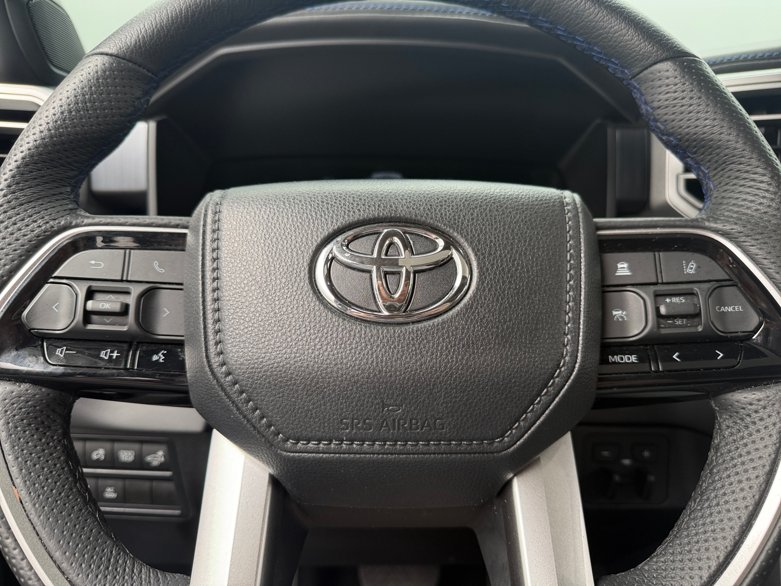 Thumbnail: 2024 Toyota Sequoia - 4
