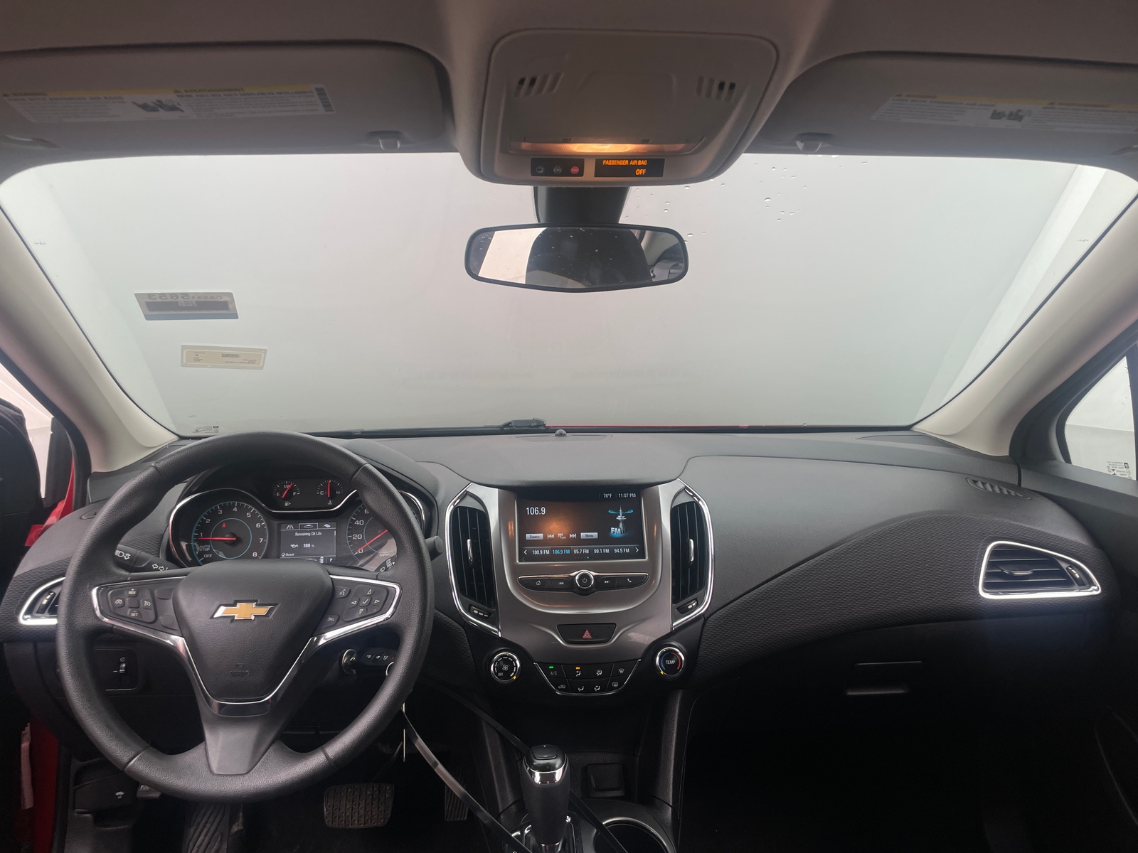 Thumbnail: 2017 Chevrolet Cruze - 3