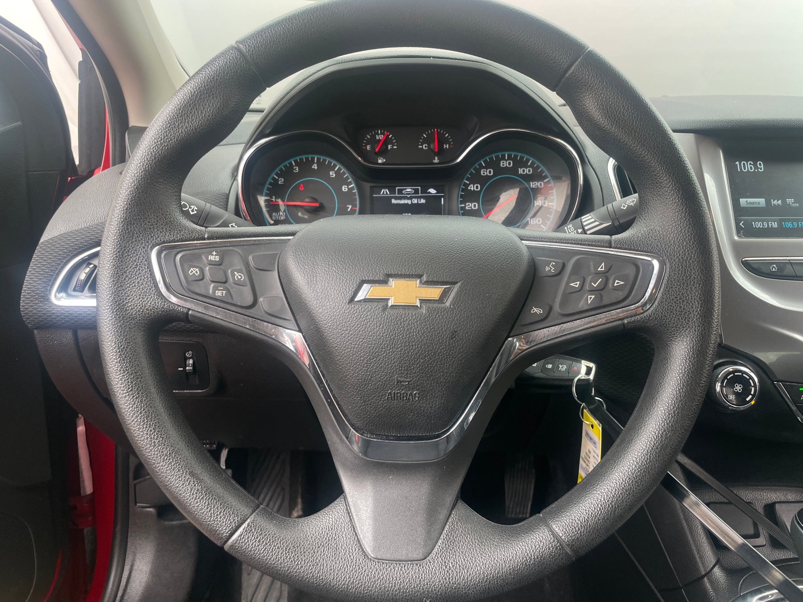 Thumbnail: 2017 Chevrolet Cruze - 5