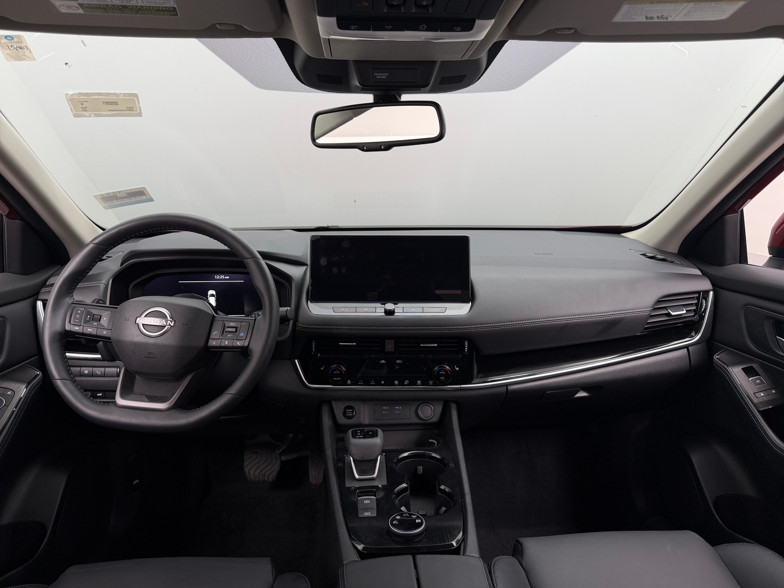 Thumbnail: 2025 Nissan Rogue - 2