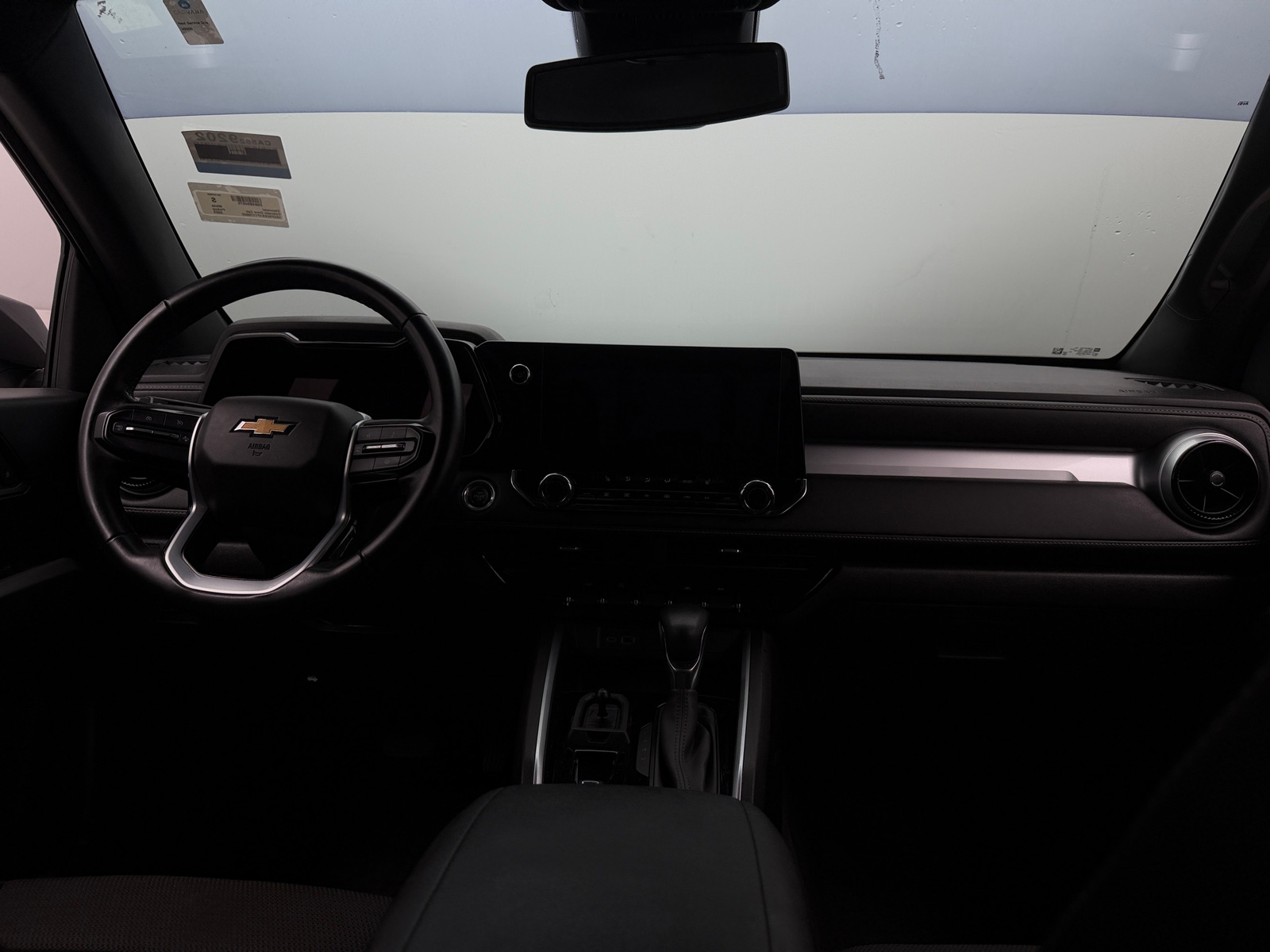 Thumbnail: 2023 Chevrolet Colorado - 3