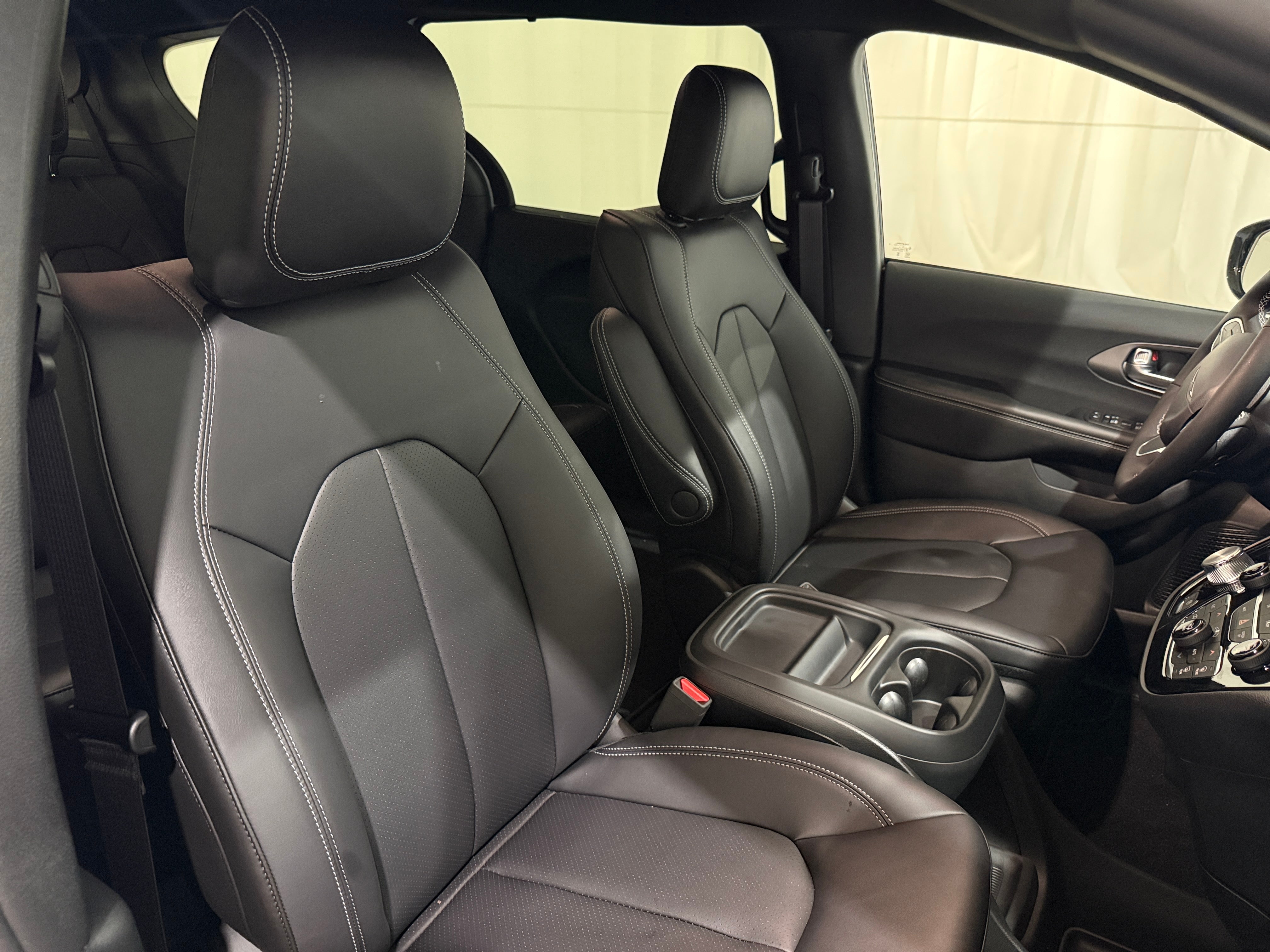 2027 Chrysler Pacifica