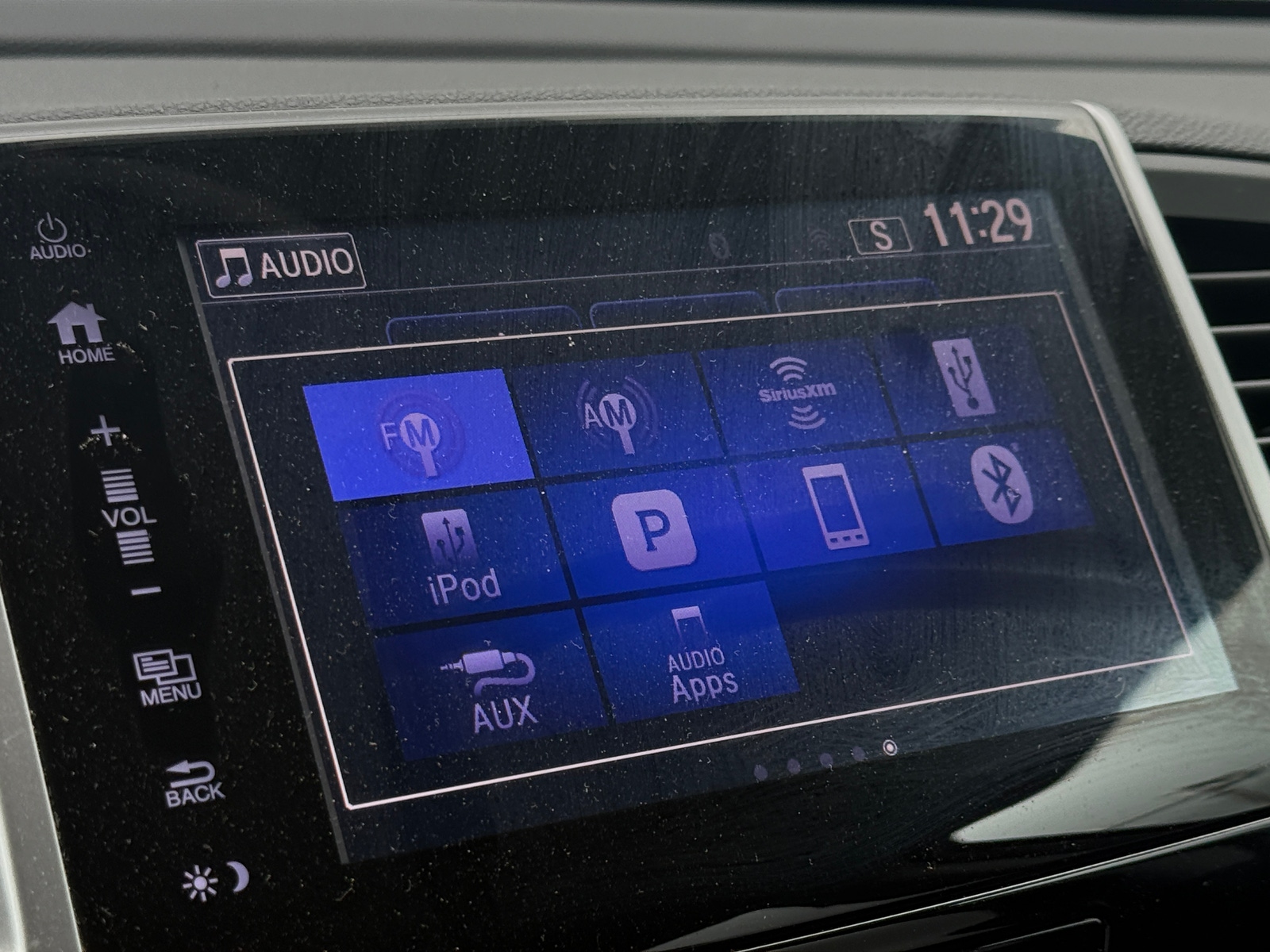 Thumbnail: 2018 Honda Pilot - 4