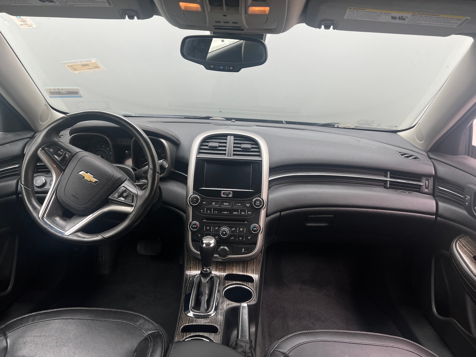 Thumbnail: 2015 Chevrolet Malibu - 3