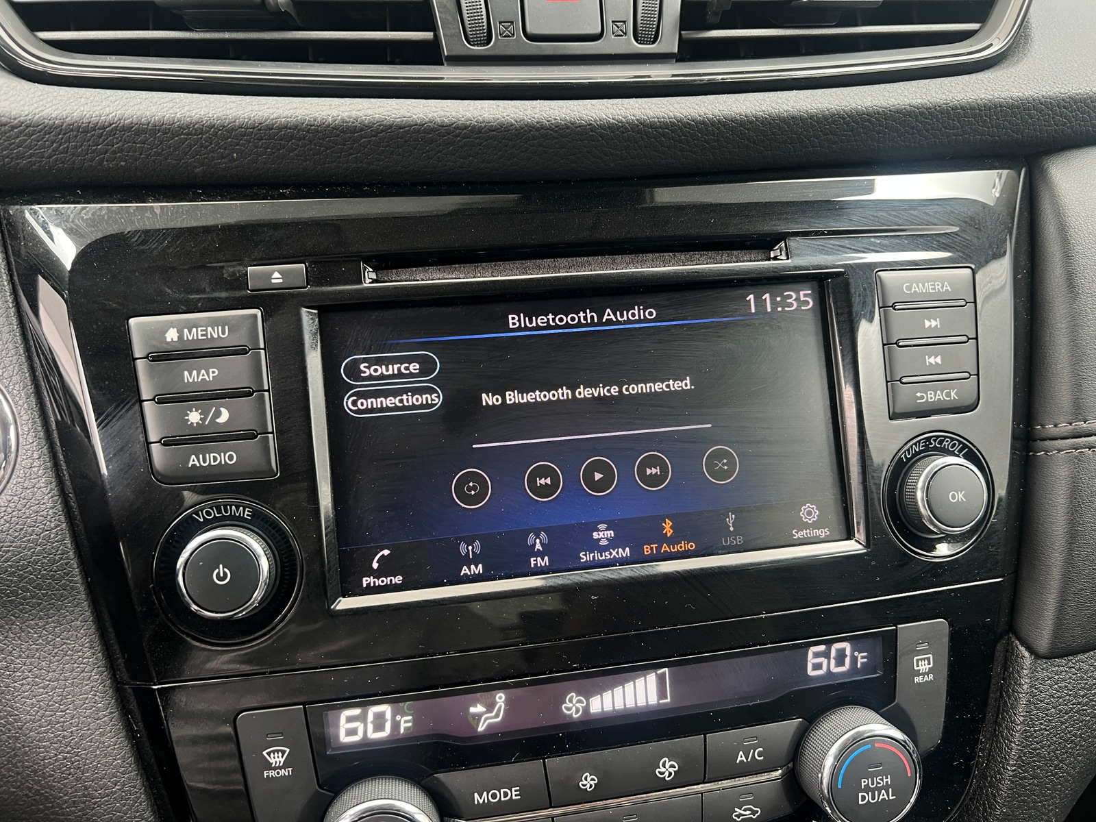 Thumbnail: 2018 Nissan Rogue - 3