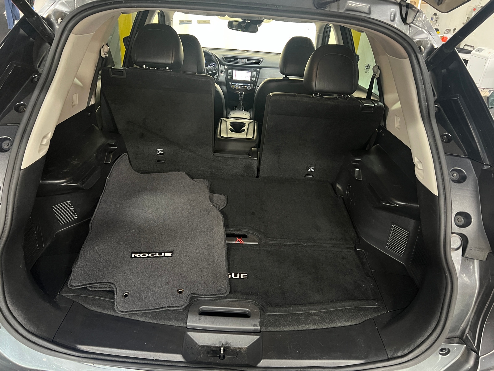 Thumbnail: 2019 Nissan Rogue - 6
