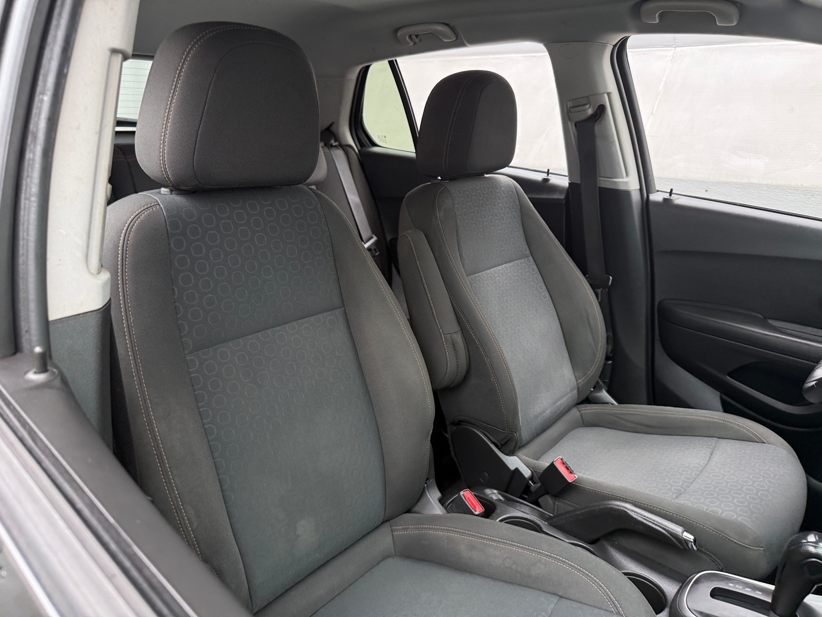 Thumbnail: 2021 Chevrolet Trax - 2