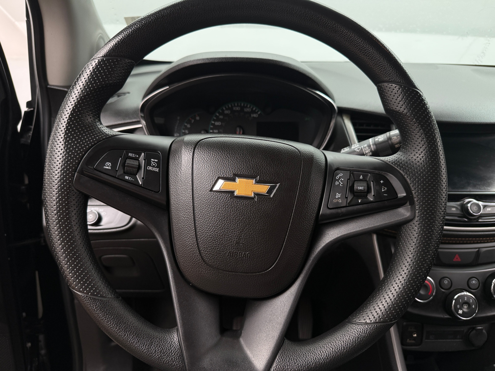 Thumbnail: 2021 Chevrolet Trax - 5