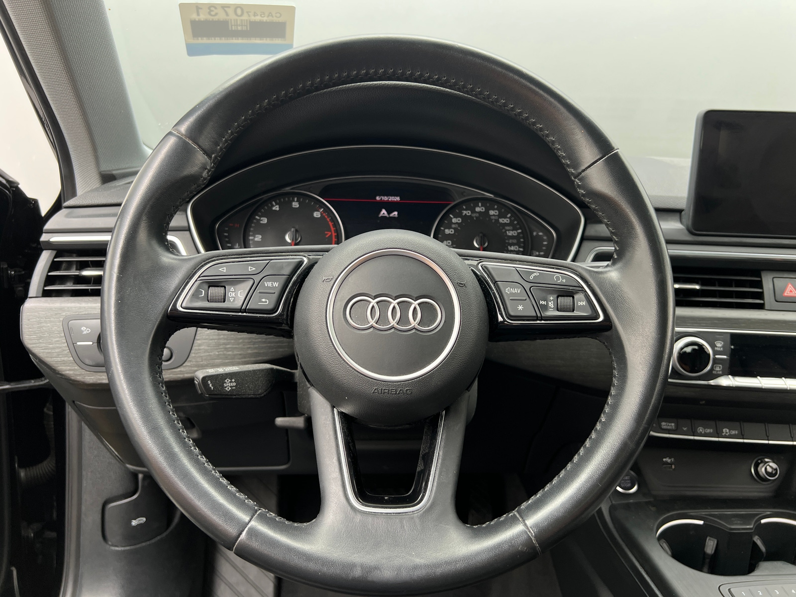 Thumbnail: 2019 Audi A4 - 4