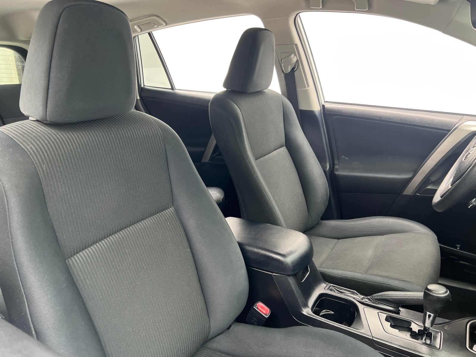 Thumbnail: 2016 Toyota RAV4 - 2