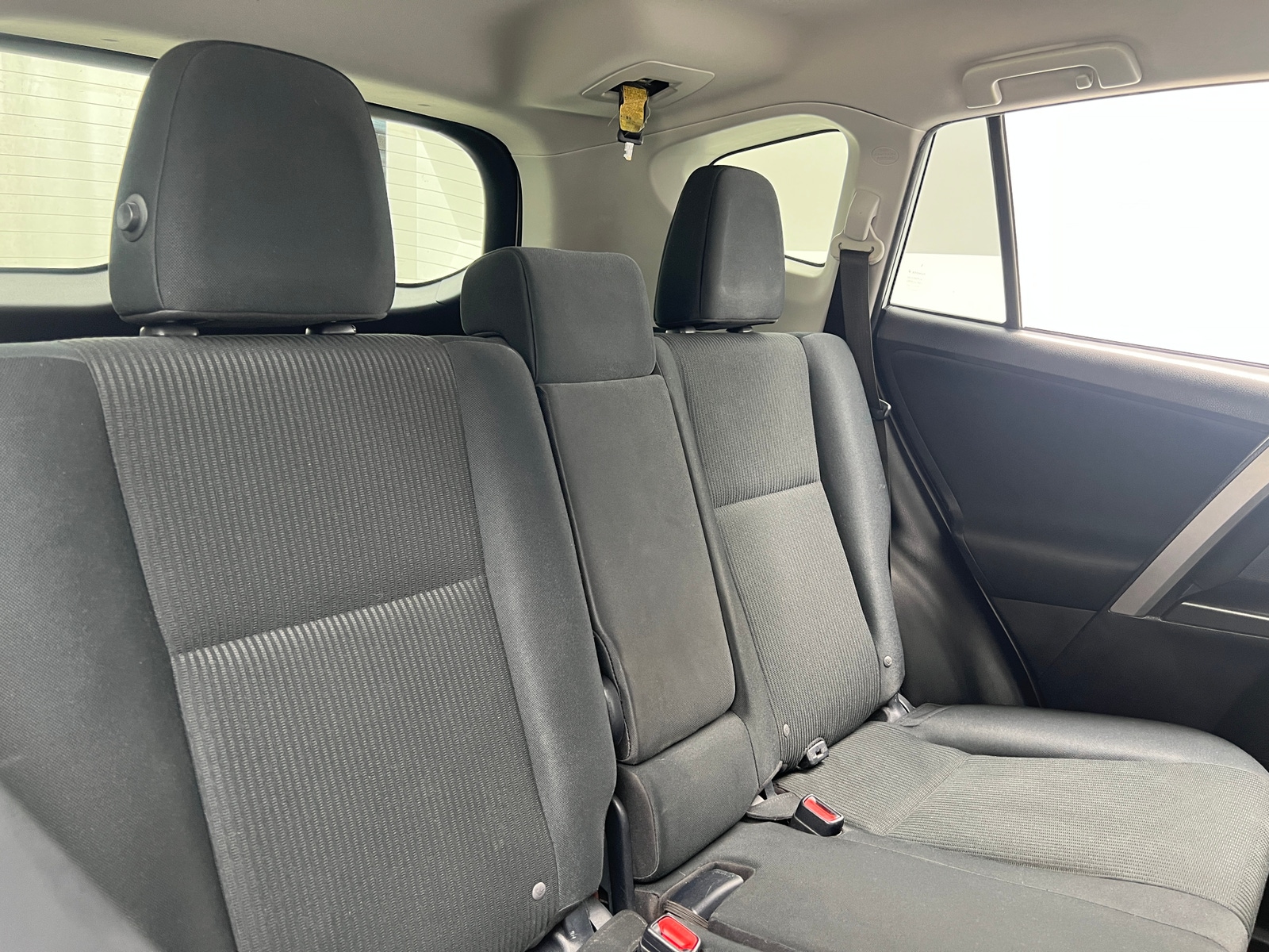 Thumbnail: 2016 Toyota RAV4 - 6