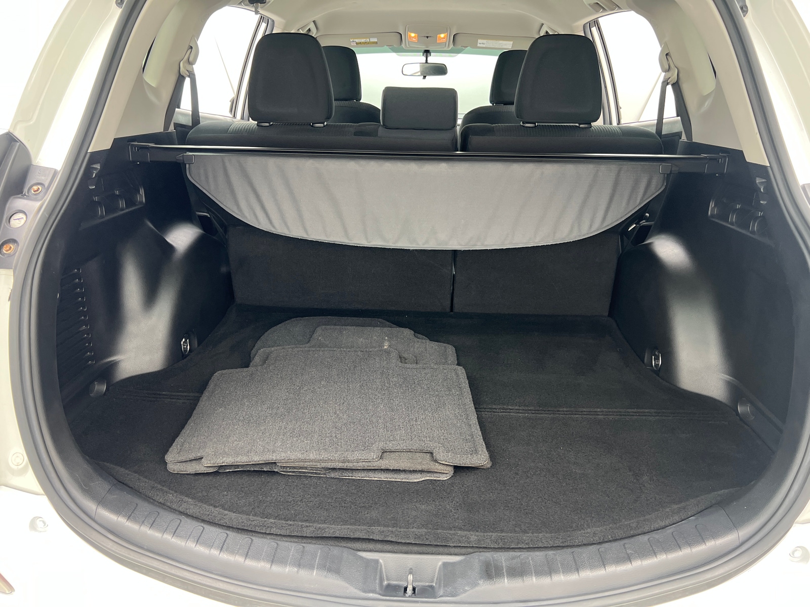 Thumbnail: 2016 Toyota RAV4 - 7
