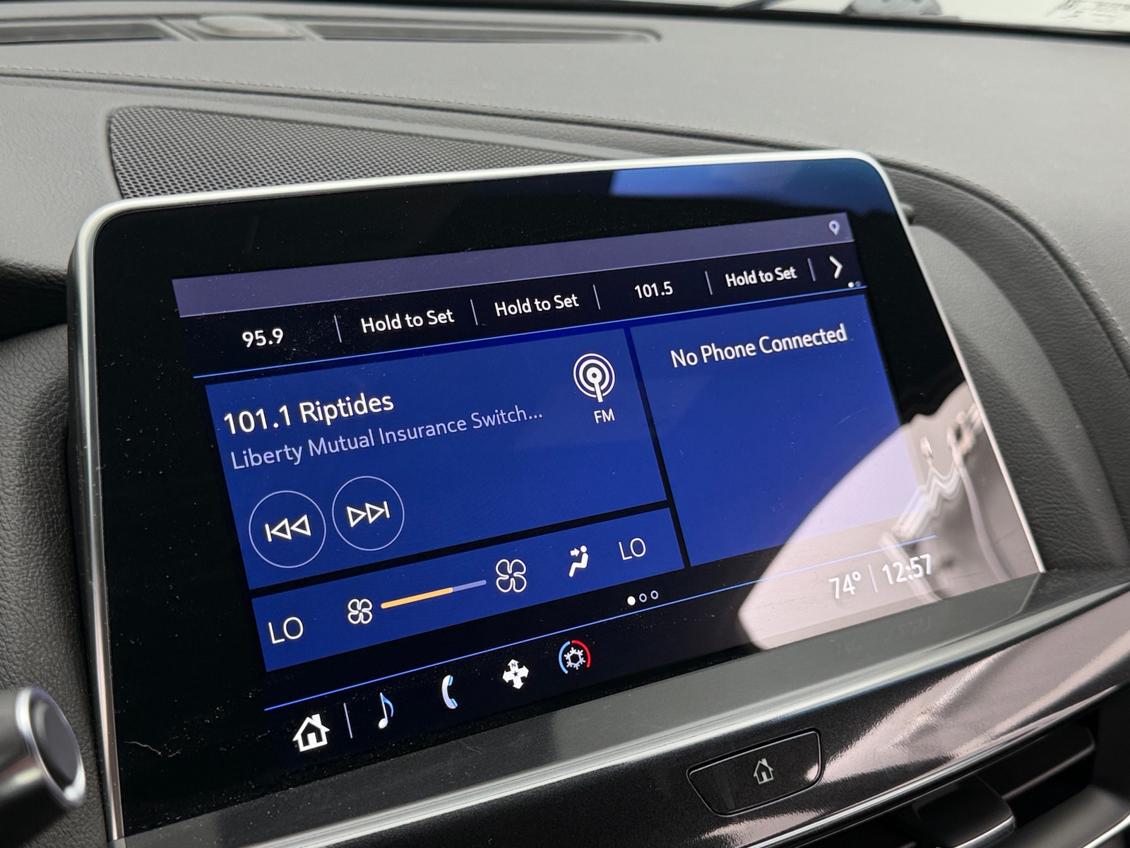 Thumbnail: 2022 Cadillac CT5 - 3