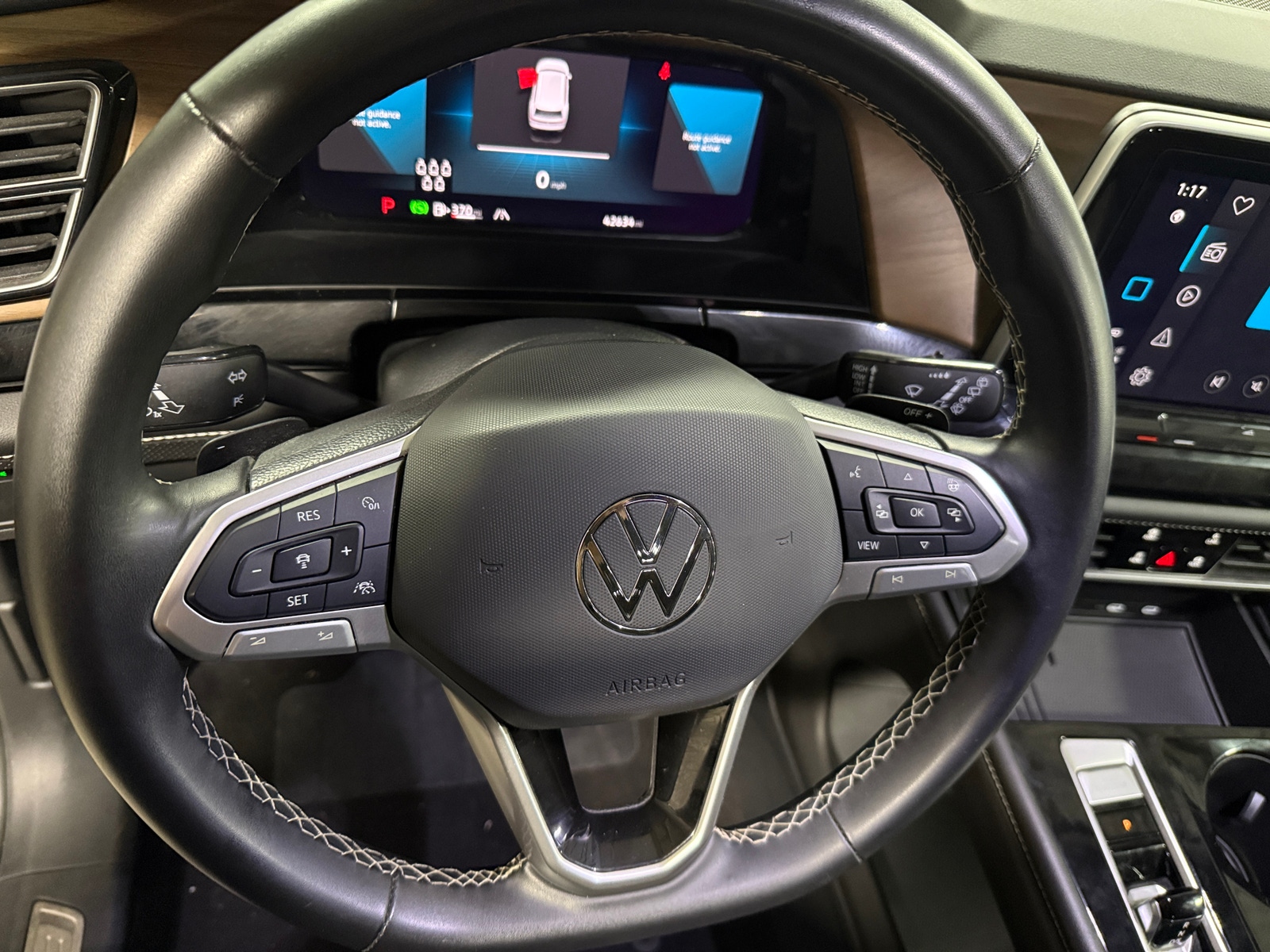 Thumbnail: 2025 Volkswagen Atlas - 4