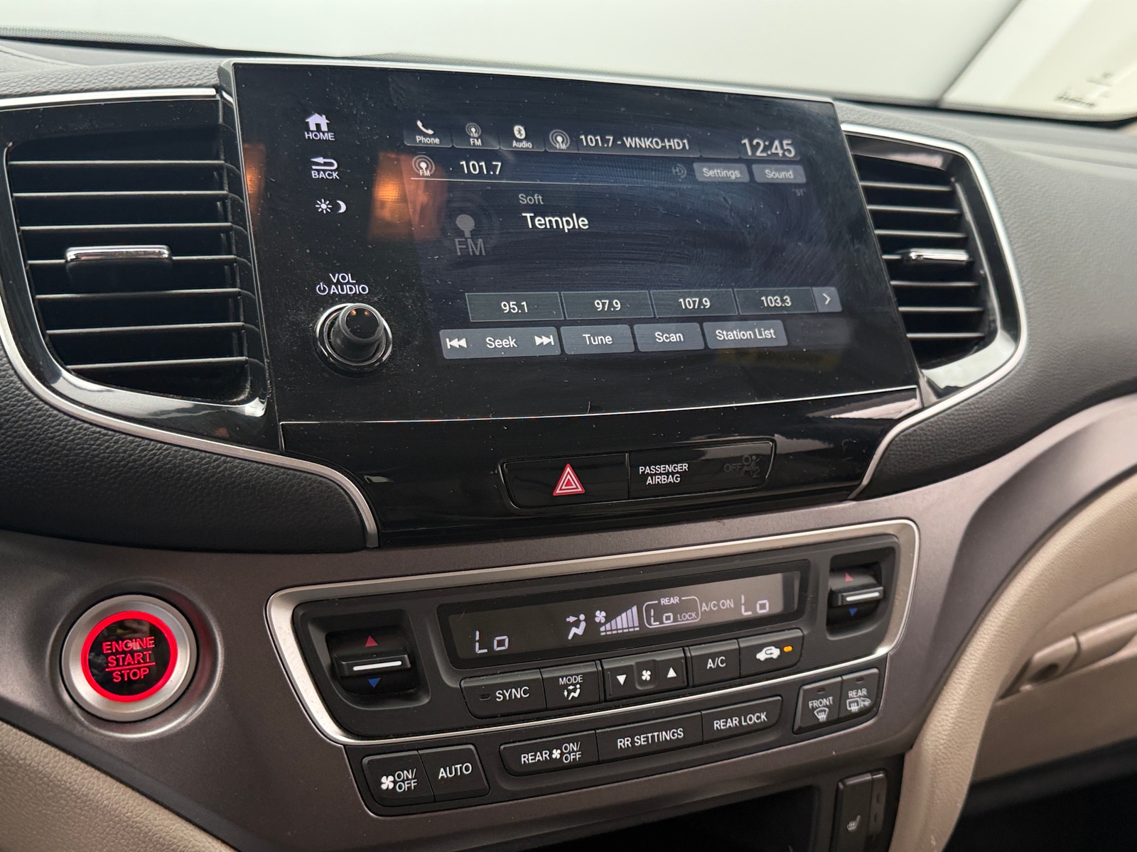 Thumbnail: 2020 Honda Pilot - 3