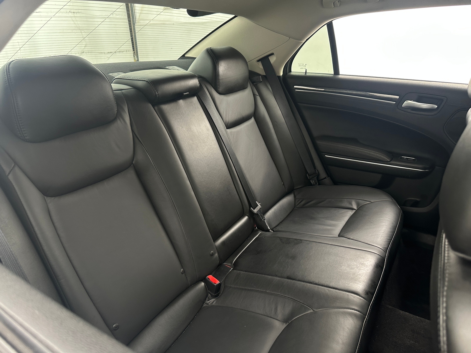 Thumbnail: 2018 Chrysler 300 - 5
