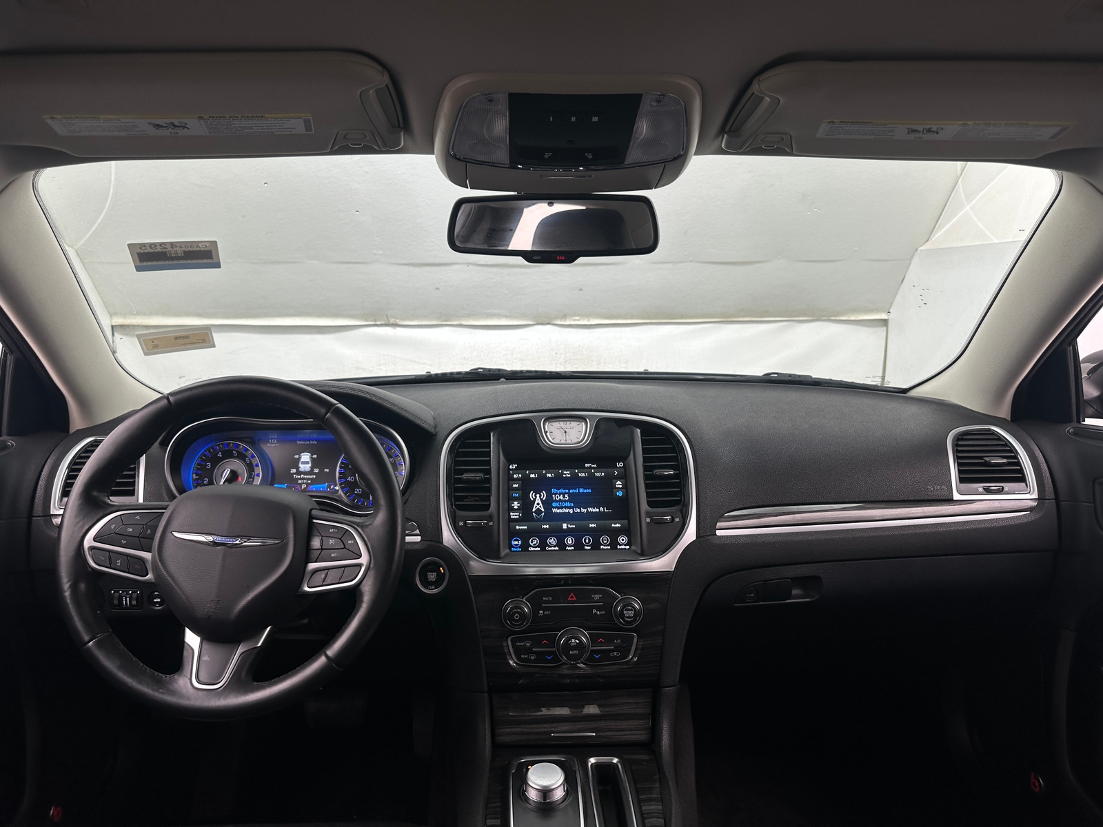 Thumbnail: 2018 Chrysler 300 - 2