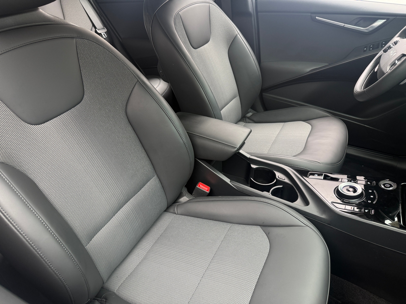 Thumbnail: 2024 Kia Niro - 2