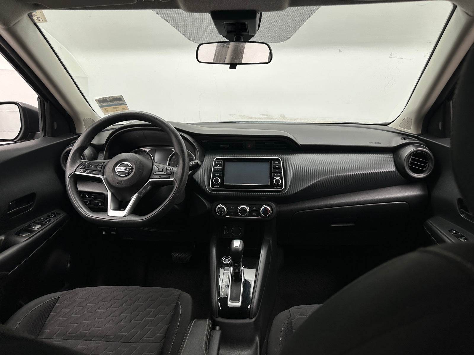 Thumbnail: 2021 Nissan Kicks - 3