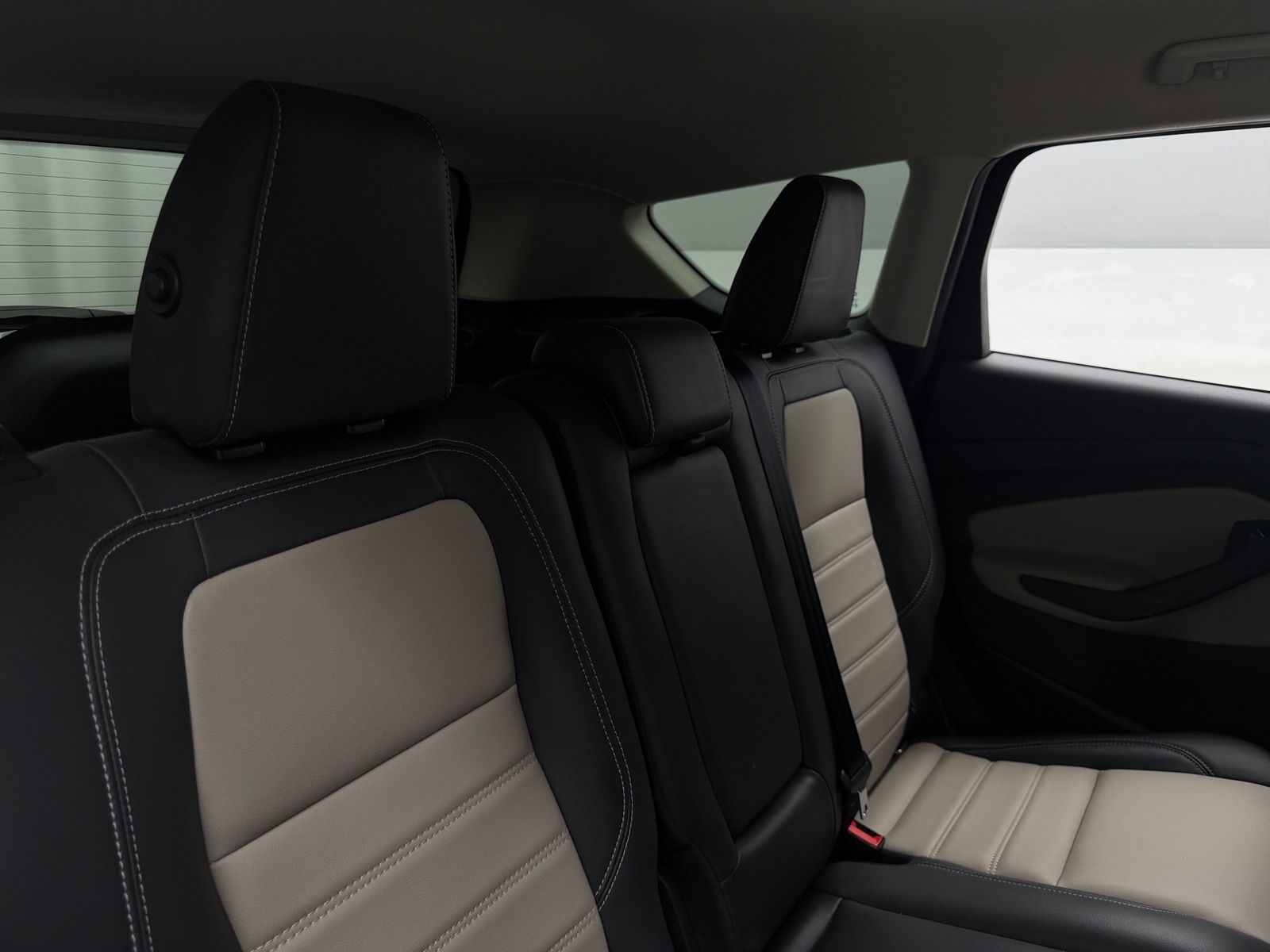 Thumbnail: 2019 Ford Escape - 5