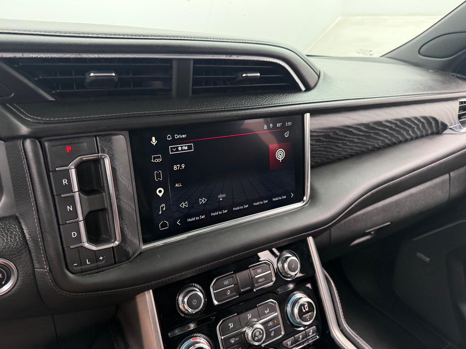 Thumbnail: 2023 GMC Yukon XL - 3