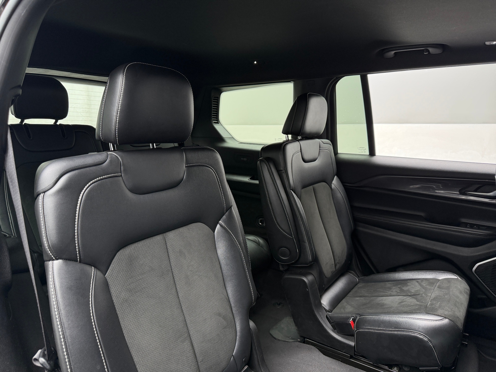 Thumbnail: 2021 Jeep Grand Cherokee L - 5