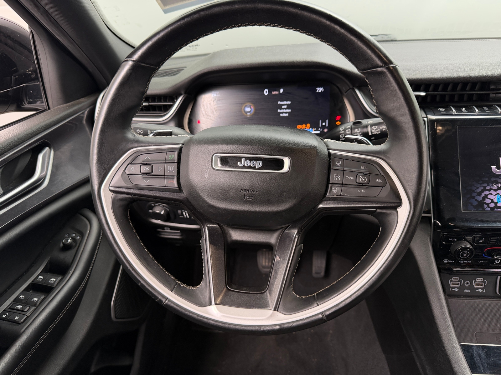 Thumbnail: 2021 Jeep Grand Cherokee L - 4