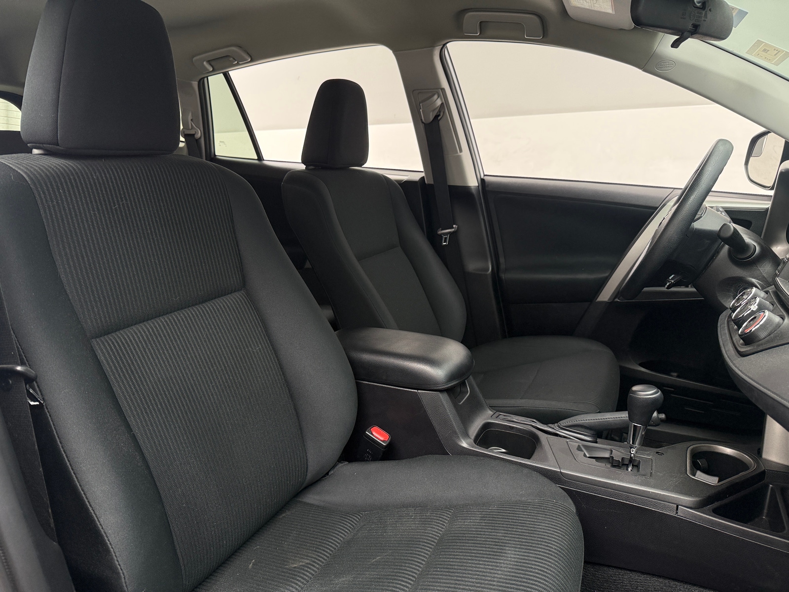 Thumbnail: 2017 Toyota RAV4 - 2