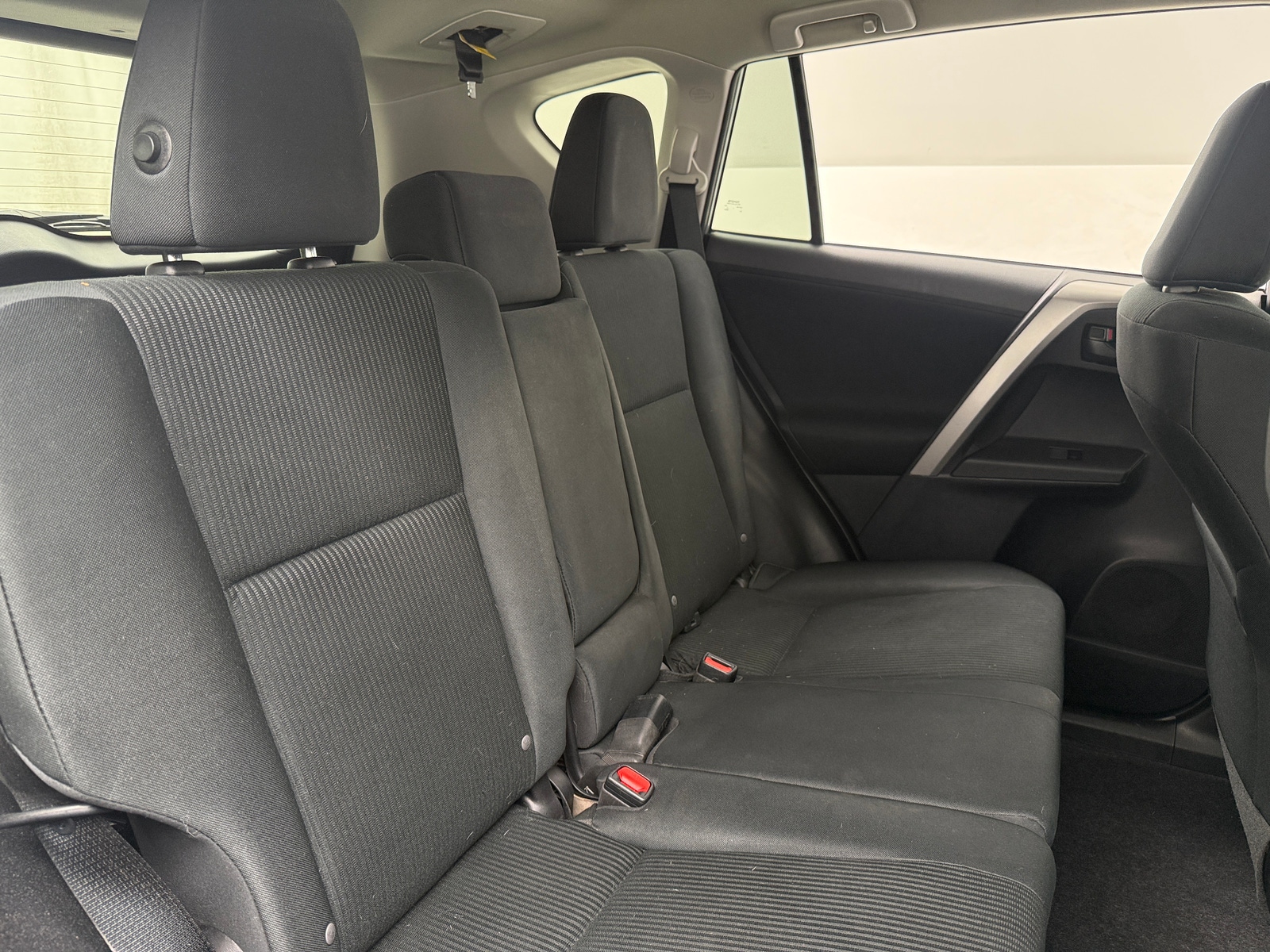 Thumbnail: 2017 Toyota RAV4 - 6