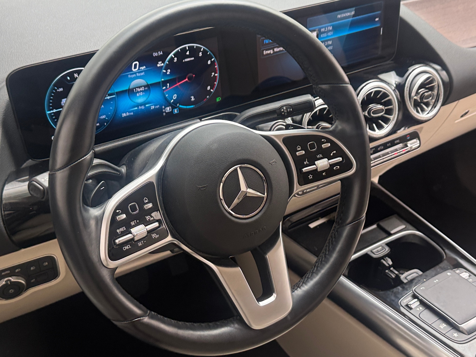 Thumbnail: 2023 Mercedes-Benz GLA - 4