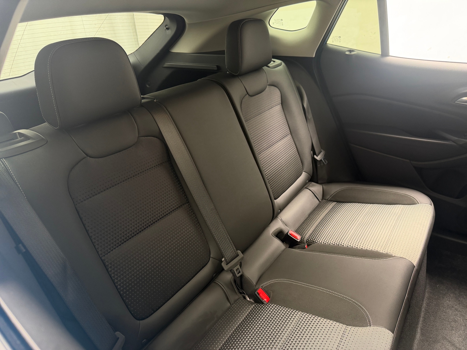 Thumbnail: 2025 Chevrolet Trax - 6