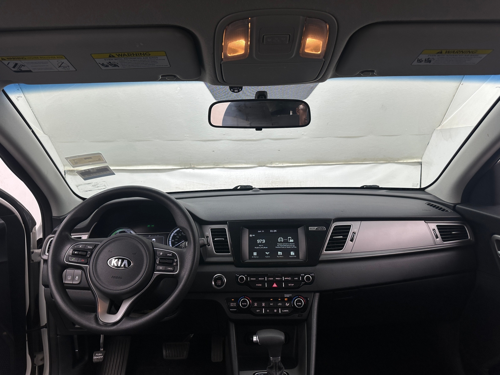Thumbnail: 2019 Kia Niro - 3