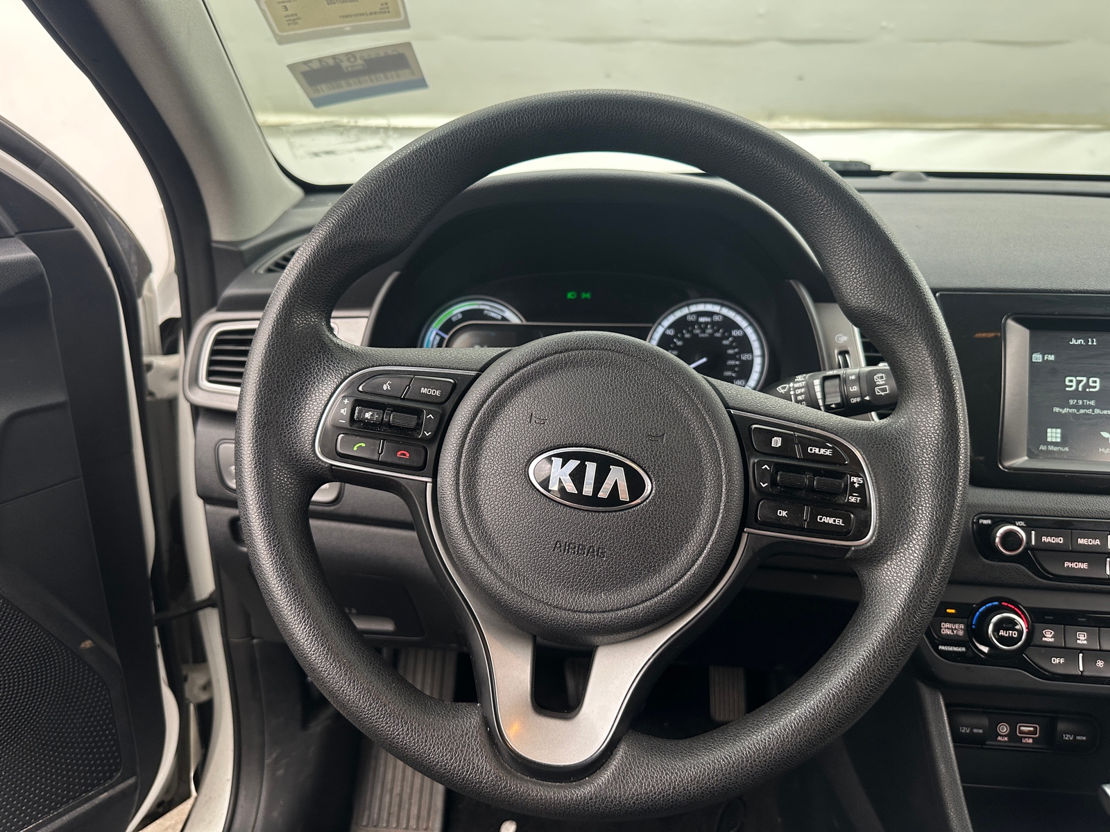 Thumbnail: 2019 Kia Niro - 5