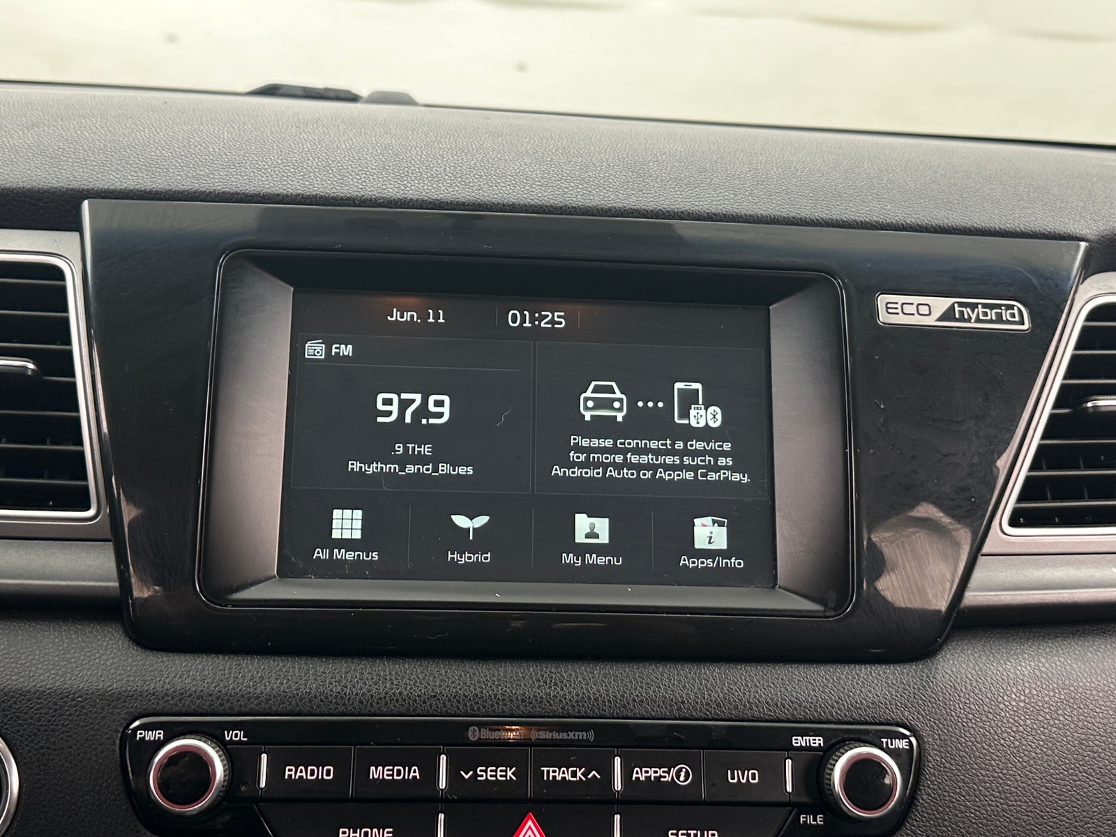 Thumbnail: 2019 Kia Niro - 4