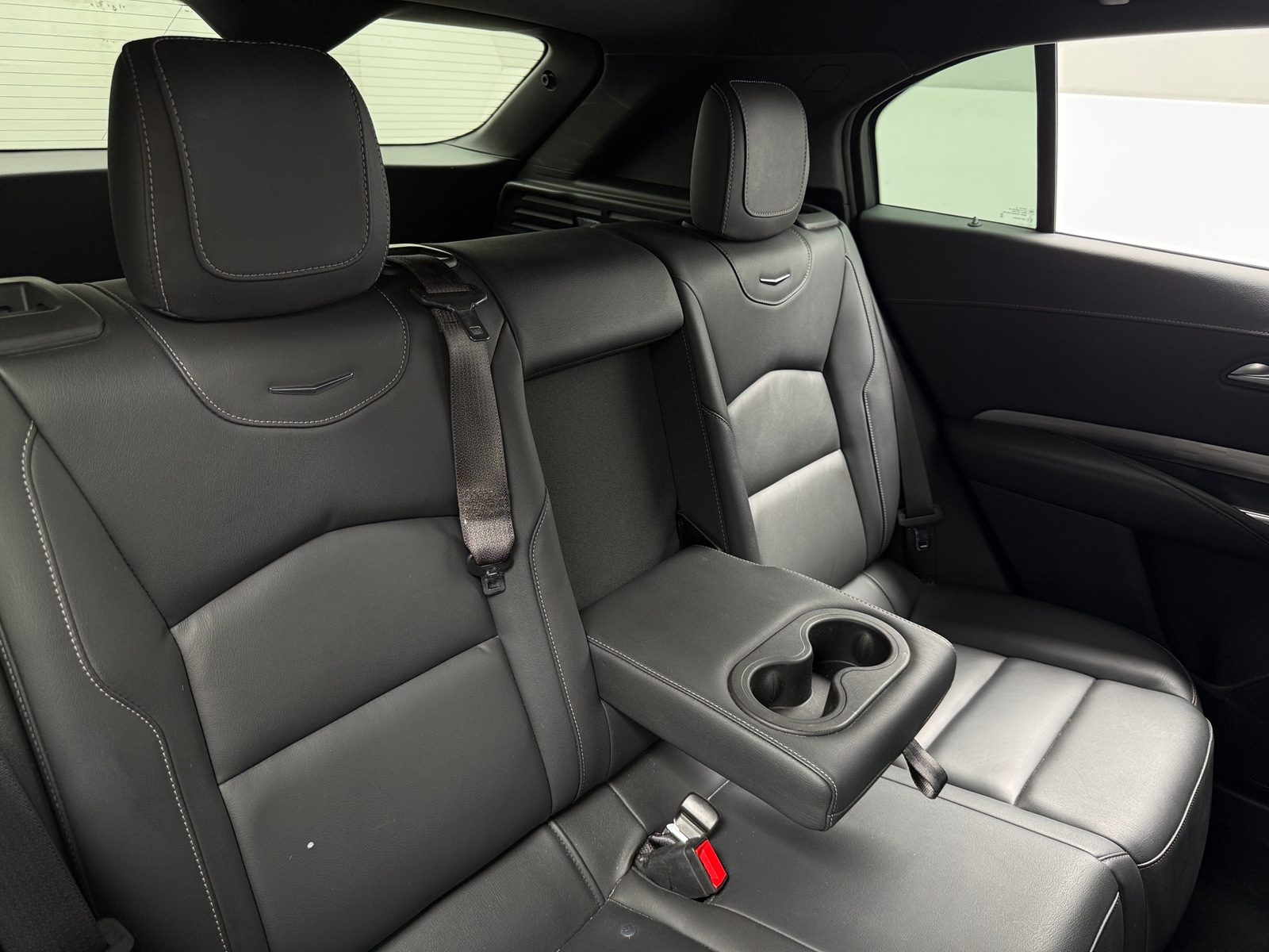 Thumbnail: 2025 Cadillac XT4 - 5