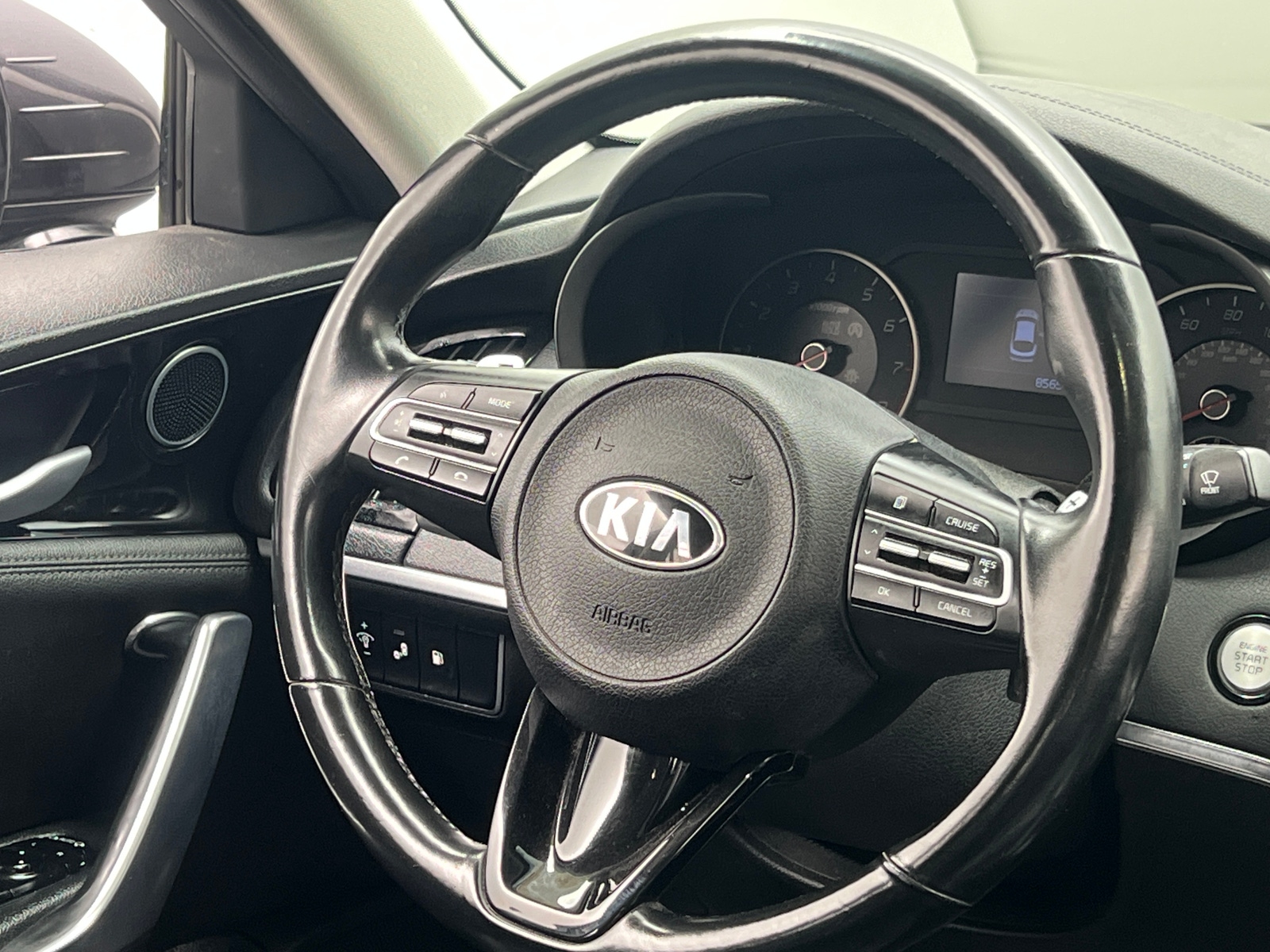 Thumbnail: 2019 Kia Stinger - 4