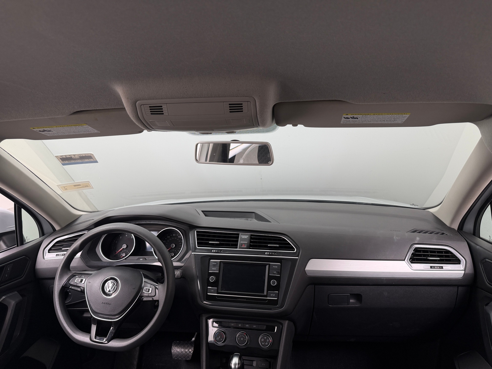 Thumbnail: 2018 Volkswagen Tiguan - 3