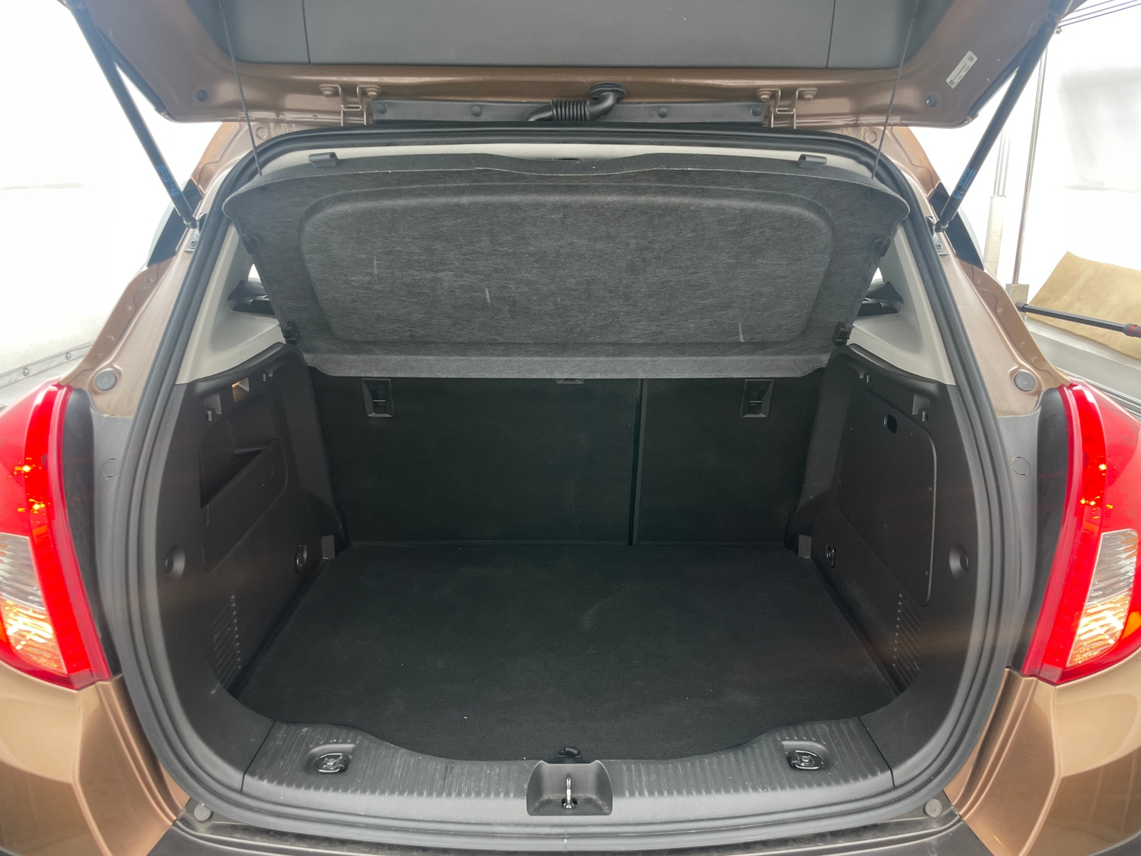 Thumbnail: 2016 Buick Encore - 7