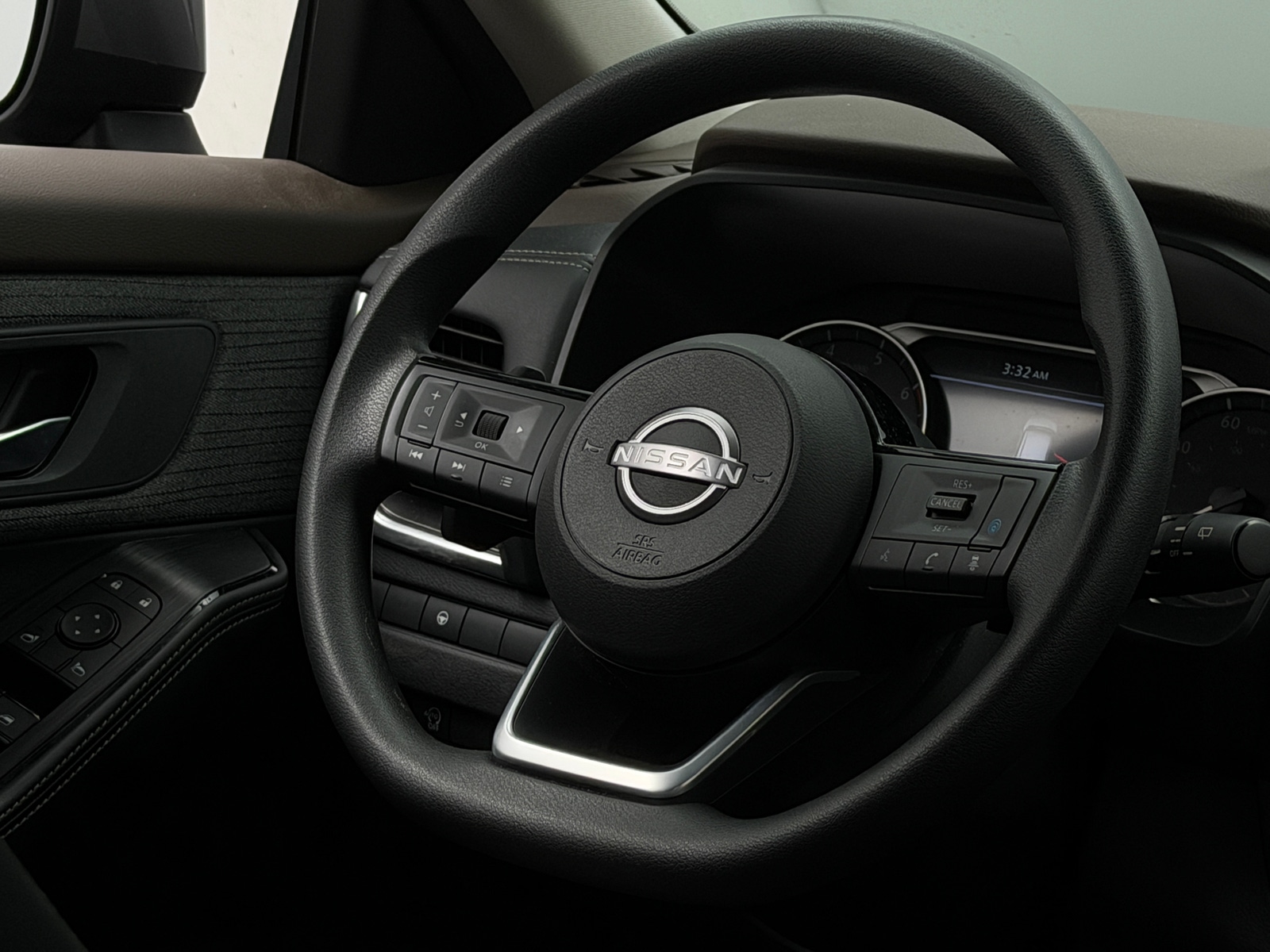 Thumbnail: 2023 Nissan Rogue - 5