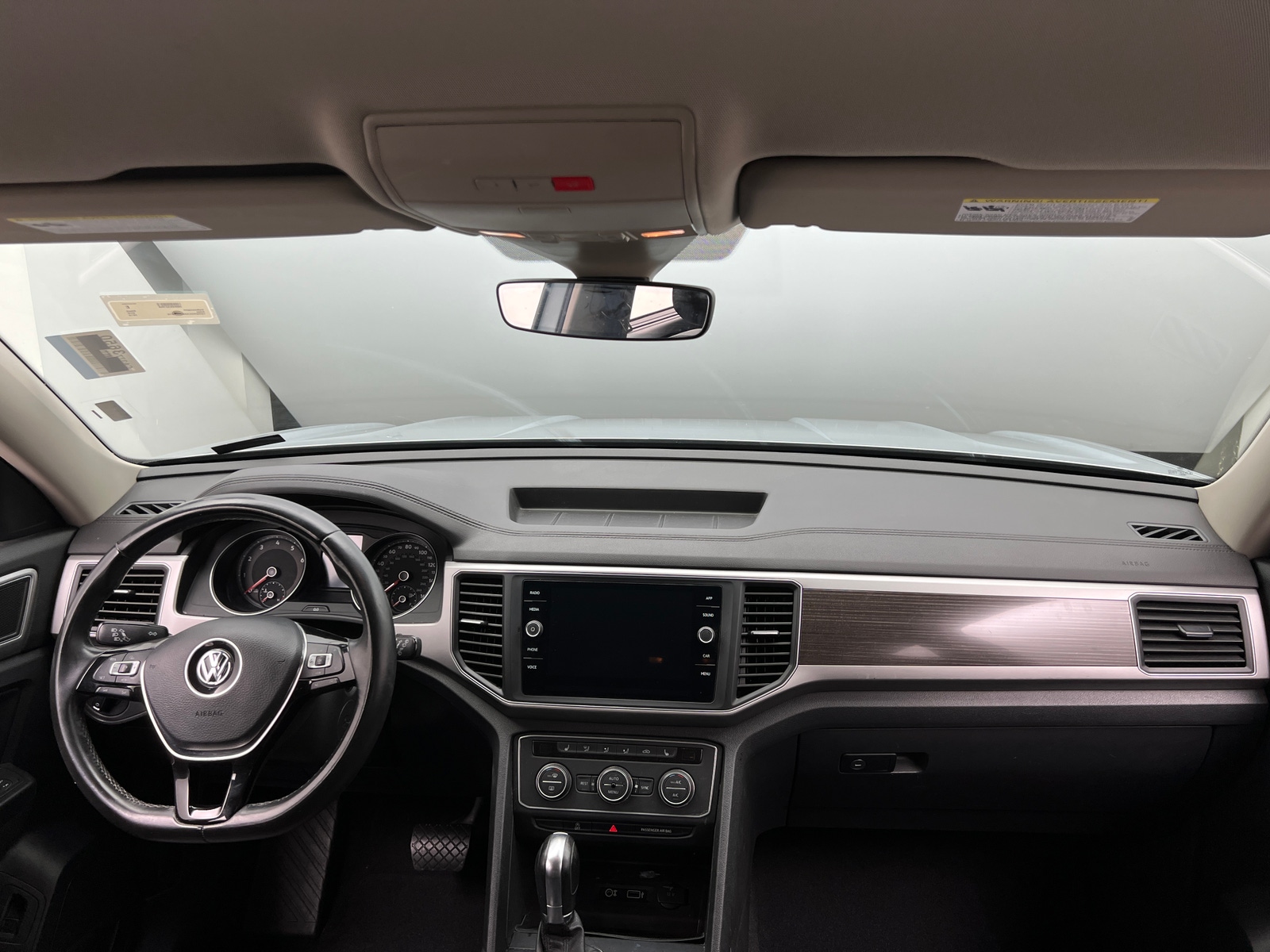 Thumbnail: 2019 Volkswagen Atlas - 2