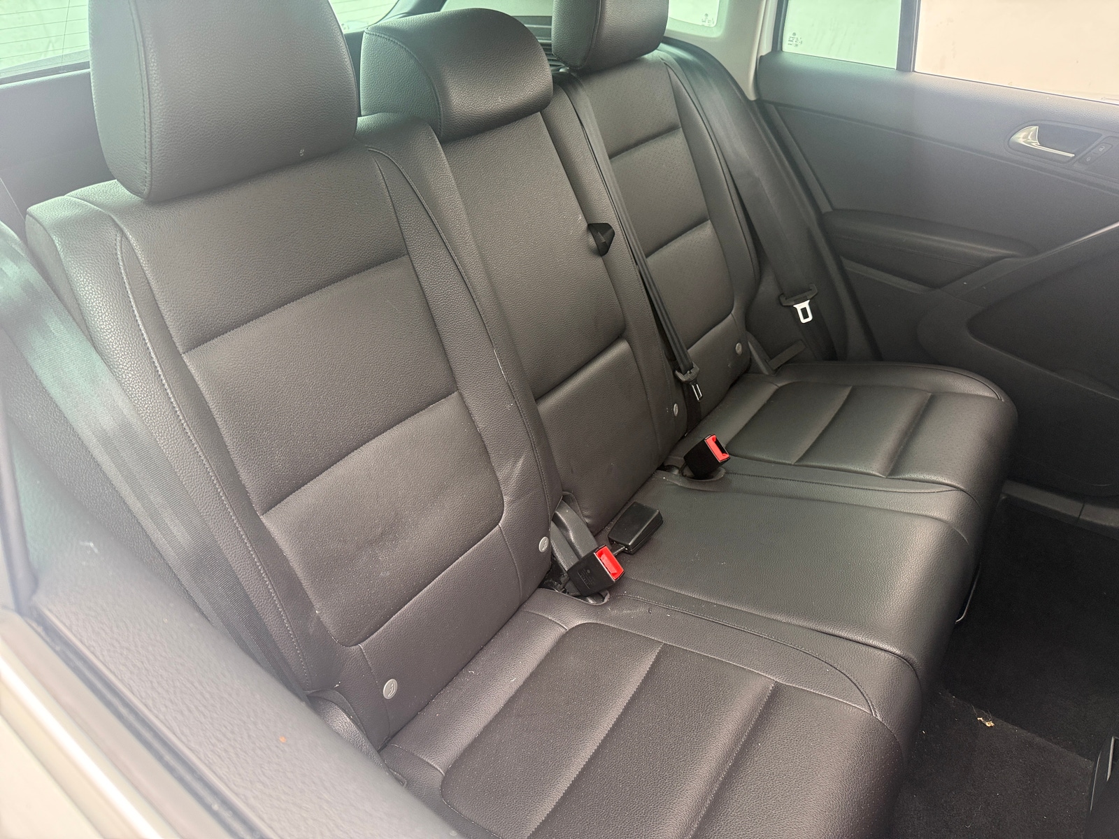 Thumbnail: 2017 Volkswagen Tiguan - 5