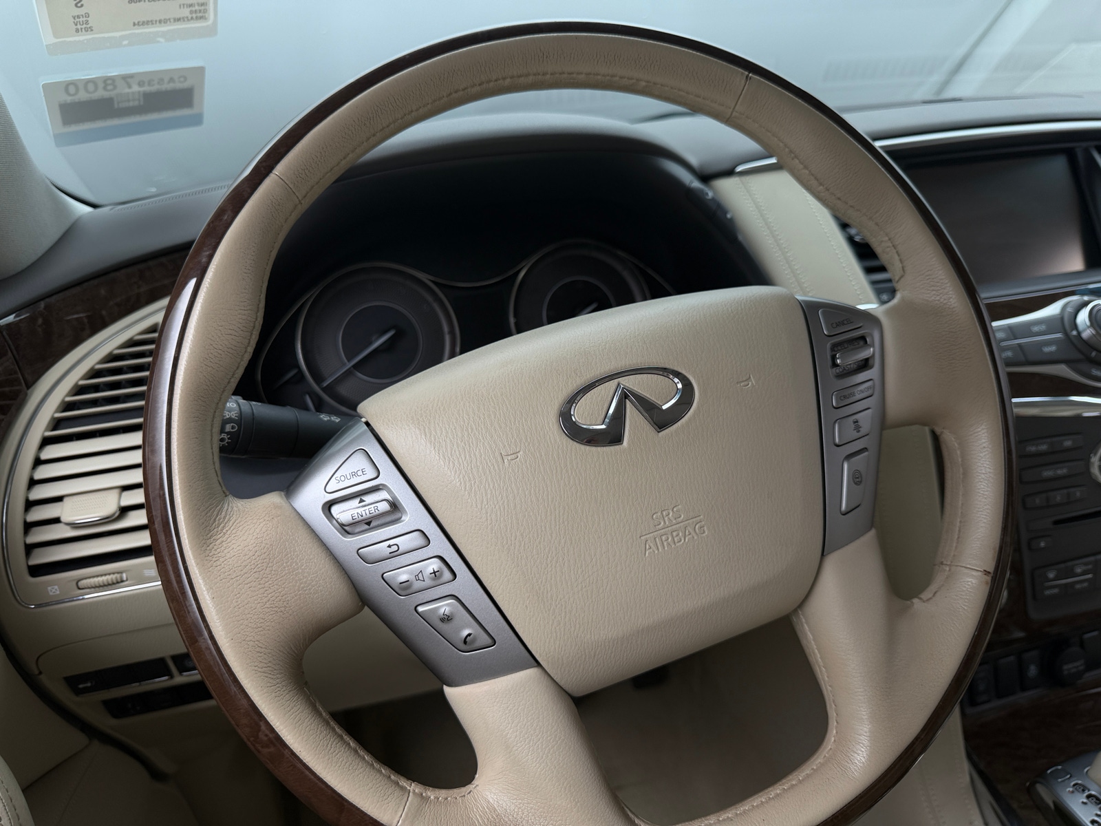 Thumbnail: 2016 INFINITI QX80 - 4