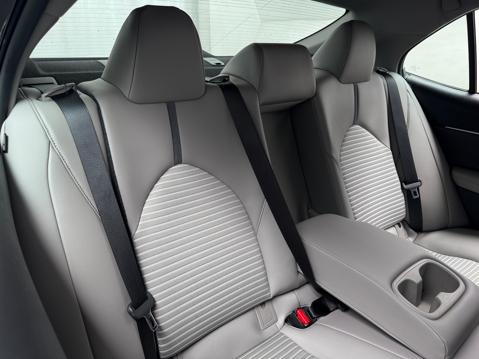 Thumbnail: 2021 Toyota Camry - 6