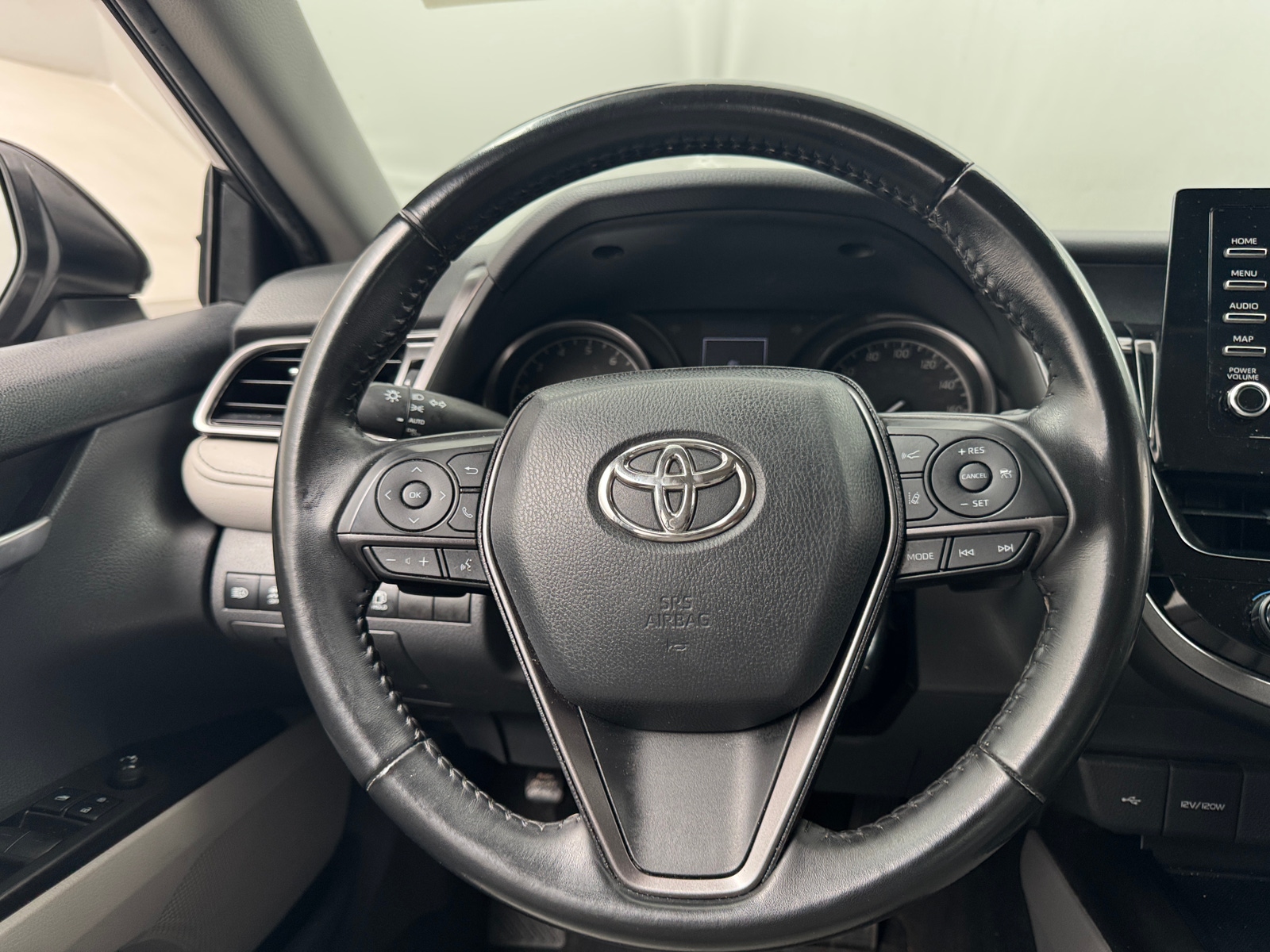 Thumbnail: 2021 Toyota Camry - 5